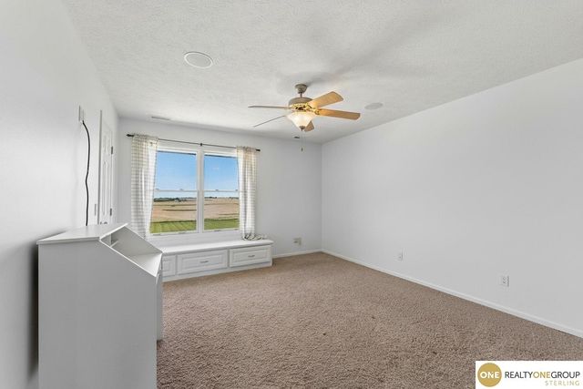 19820 S 174 Plaza, Springfield, NE 68059