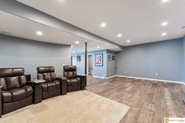 19820 S 174 Plaza, Springfield, NE 68059