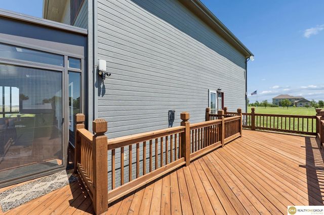 19820 S 174 Plaza, Springfield, NE 68059