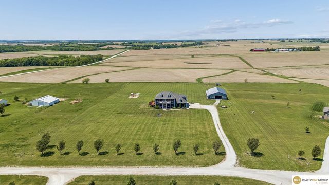 19820 S 174 Plaza, Springfield, NE 68059