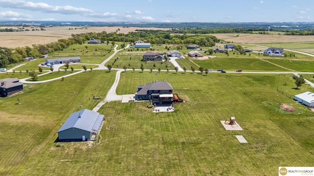 19820 S 174 Plaza, Springfield, NE 68059