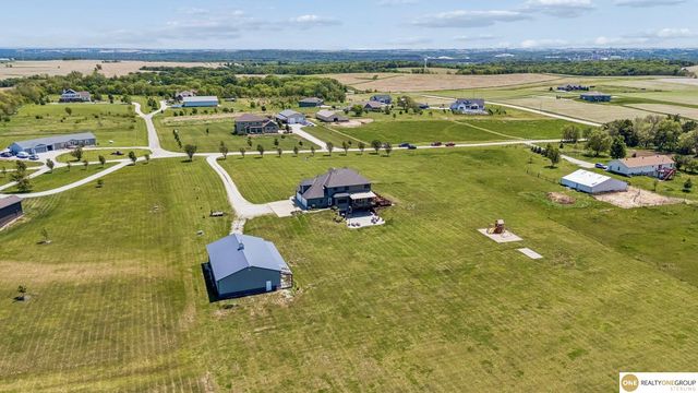 19820 S 174 Plaza, Springfield, NE 68059