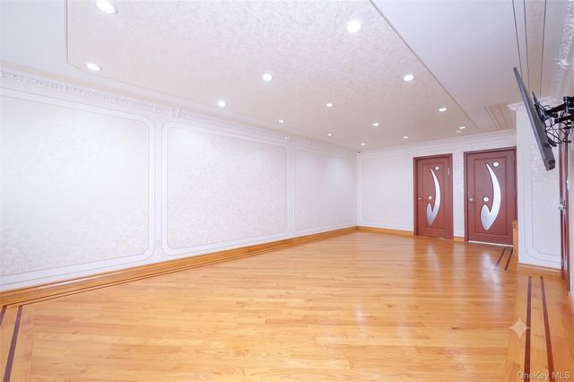 150-55 77th Avenue, Kew Garden Hills, NY 11367
