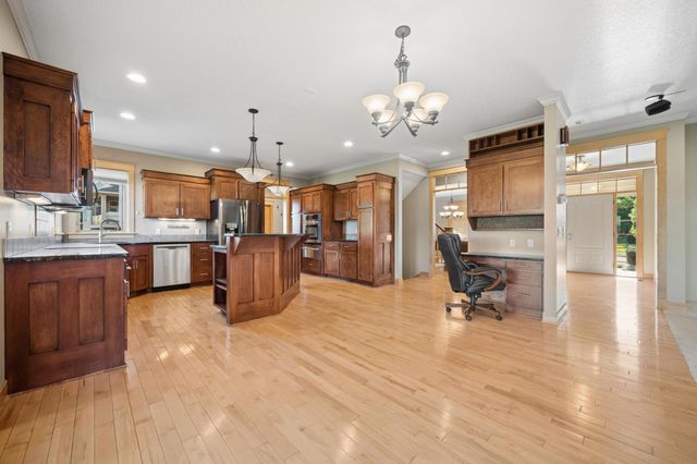 5352 Scenic Oak Drive SW, Rochester, MN 55902