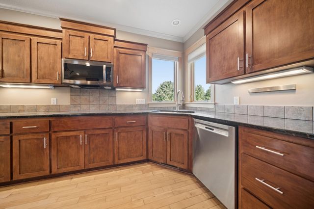 5352 Scenic Oak Drive SW, Rochester, MN 55902