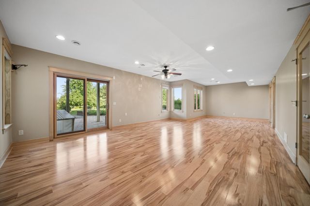 5352 Scenic Oak Drive SW, Rochester, MN 55902