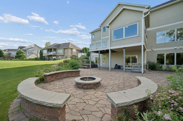 5352 Scenic Oak Drive SW, Rochester, MN 55902