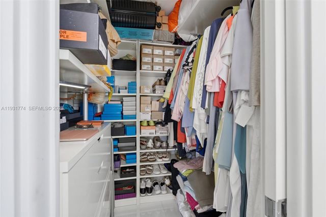 6900 Bay Dr 5K, Miami Beach, FL 33141