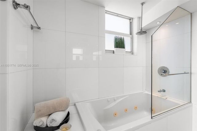 6900 Bay Dr 5K, Miami Beach, FL 33141