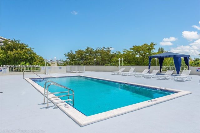 6900 Bay Dr 5K, Miami Beach, FL 33141