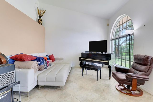 12441 89th Place N, West Palm Beach, FL 33412