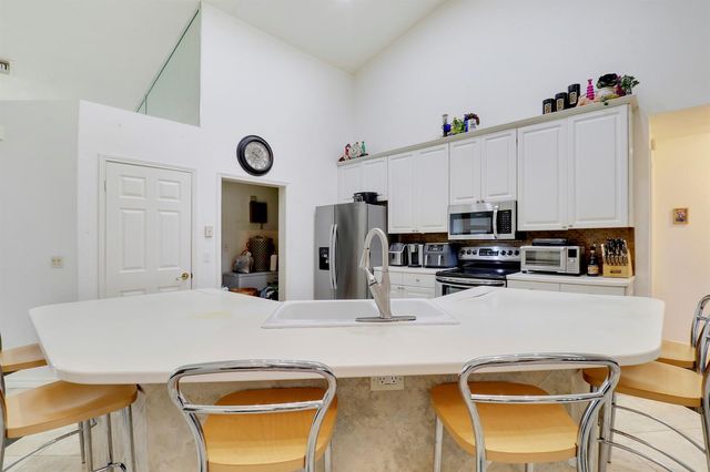 12441 89th Place N, West Palm Beach, FL 33412