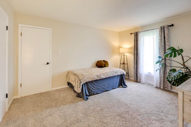 9444 Wildwood Drive, Highland, IN 46322