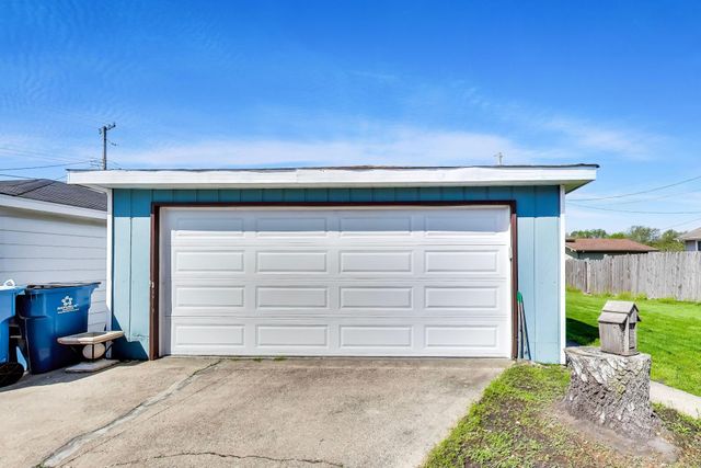 9444 Wildwood Drive, Highland, IN 46322