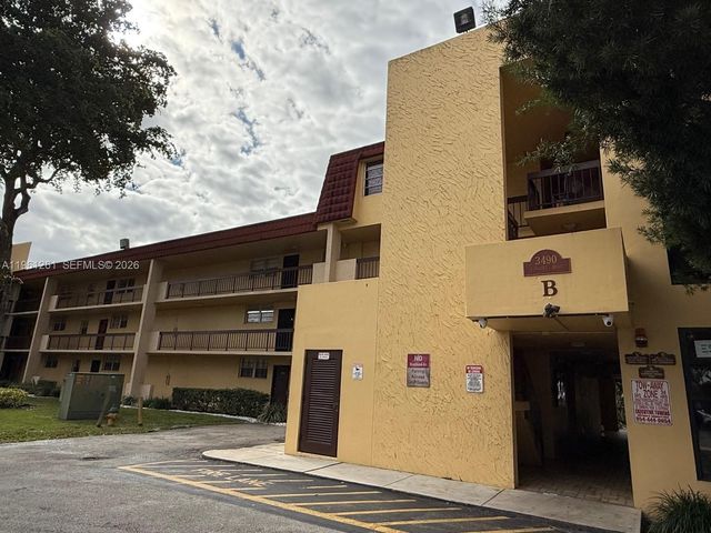 3490 Foxcroft Road B208, Miramar, FL 33025