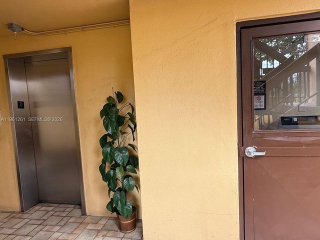 3490 Foxcroft Road B208, Miramar, FL 33025