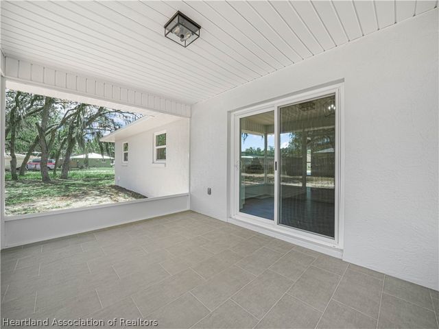 2124 N Highlands Boulevard, Avon Park, FL 33825