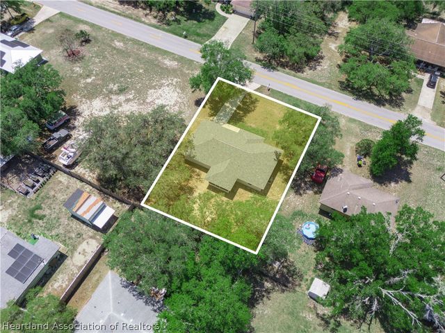 2124 N Highlands Boulevard, Avon Park, FL 33825