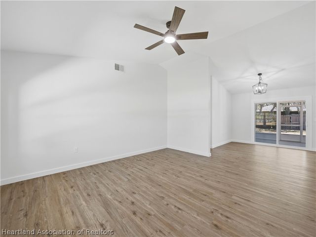 2124 N Highlands Boulevard, Avon Park, FL 33825