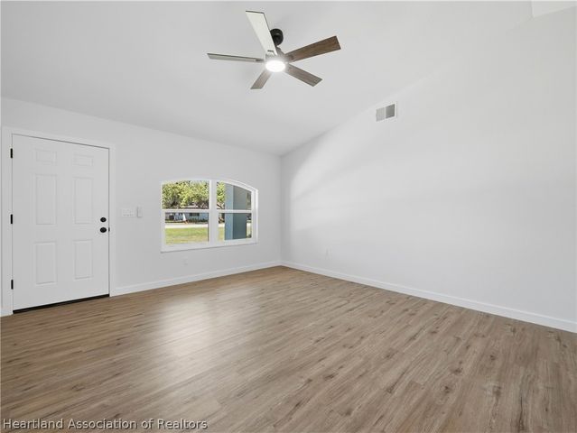 2124 N Highlands Boulevard, Avon Park, FL 33825