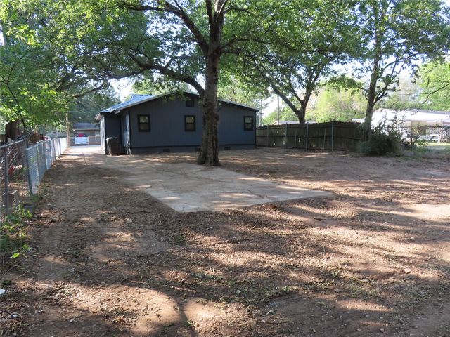 2317 Cool Mist Lane, Dallas, TX 75253