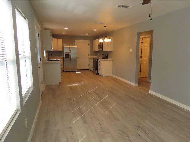 2317 Cool Mist Lane, Dallas, TX 75253