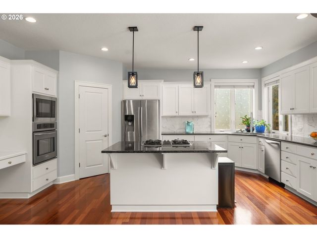 3426 DOUBLETREE St, Forest Grove, OR 97116