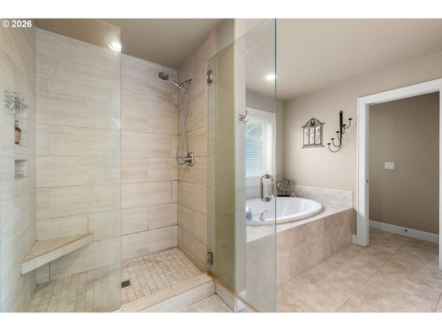 3426 DOUBLETREE St, Forest Grove, OR 97116