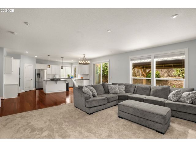 3426 DOUBLETREE St, Forest Grove, OR 97116