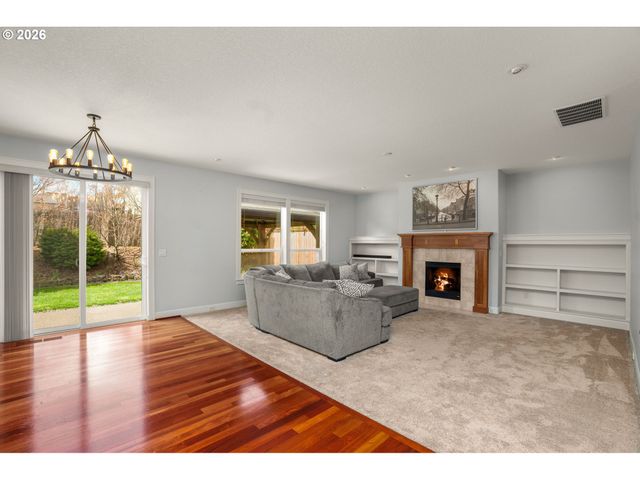 3426 DOUBLETREE St, Forest Grove, OR 97116