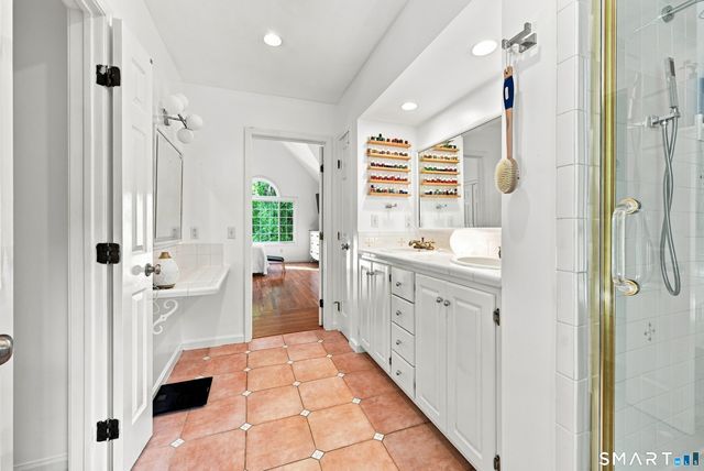 29 Diamond Lane, New Milford, CT 06776