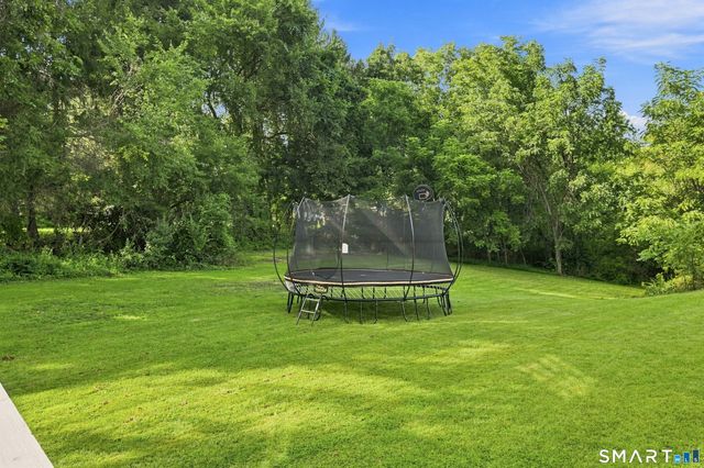 29 Diamond Lane, New Milford, CT 06776