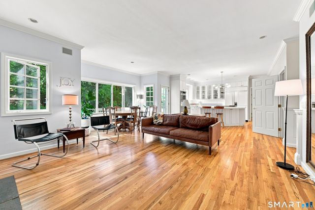 29 Diamond Lane, New Milford, CT 06776