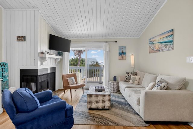 234 Driftwood Lane, Edisto Island, SC 29438