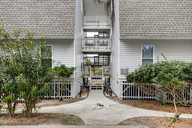 234 Driftwood Lane, Edisto Island, SC 29438