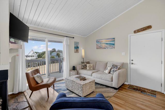 234 Driftwood Lane, Edisto Island, SC 29438