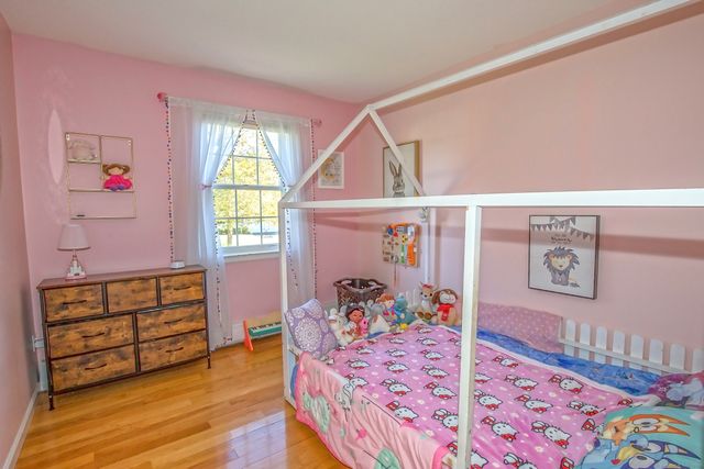 66 Farmbrook Lane, South Windsor, CT 06074