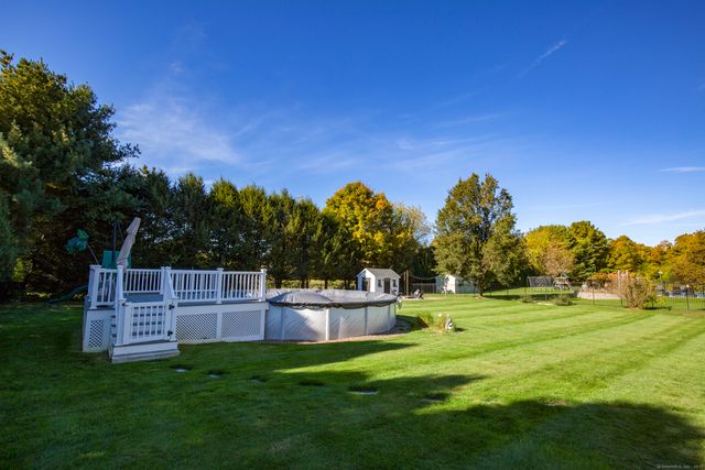 66 Farmbrook Lane, South Windsor, CT 06074