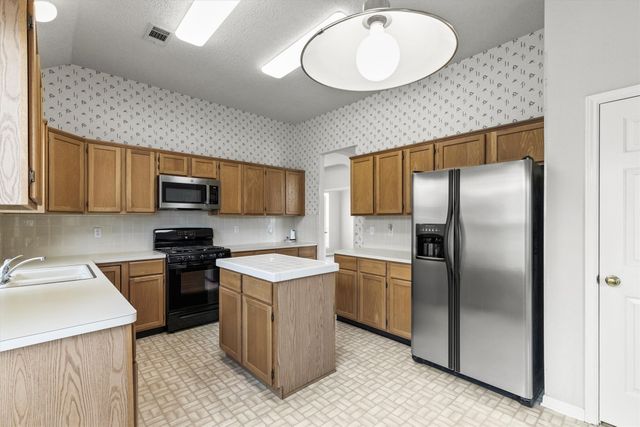 7201 Armstrong Lane, Rowlett, TX 75089