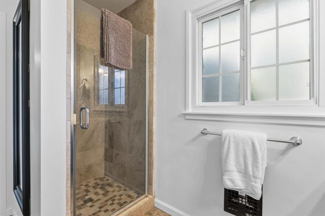 1423 20th Avenue, Kingsburg, CA 93631