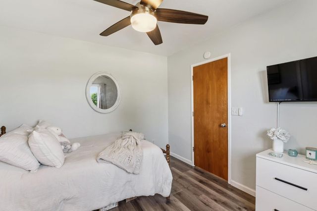 1423 20th Avenue, Kingsburg, CA 93631