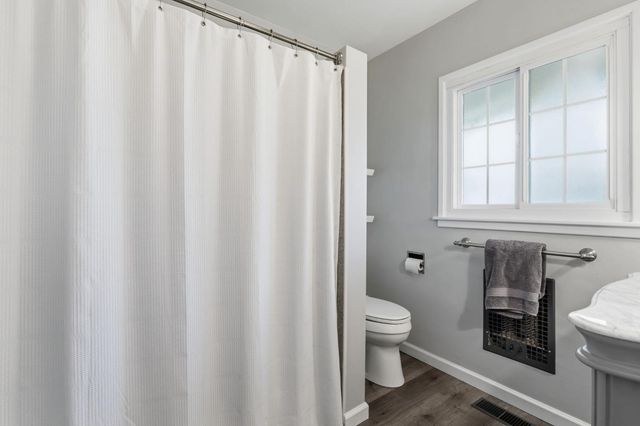 1423 20th Avenue, Kingsburg, CA 93631