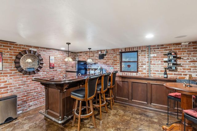 1423 20th Avenue, Kingsburg, CA 93631