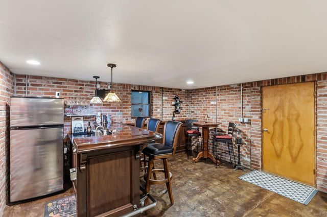 1423 20th Avenue, Kingsburg, CA 93631