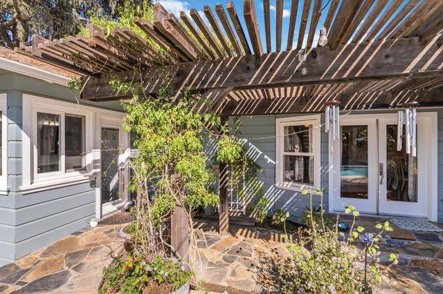 1423 20th Avenue, Kingsburg, CA 93631