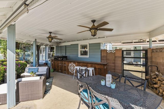 1423 20th Avenue, Kingsburg, CA 93631