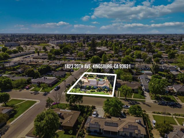 1423 20th Avenue, Kingsburg, CA 93631