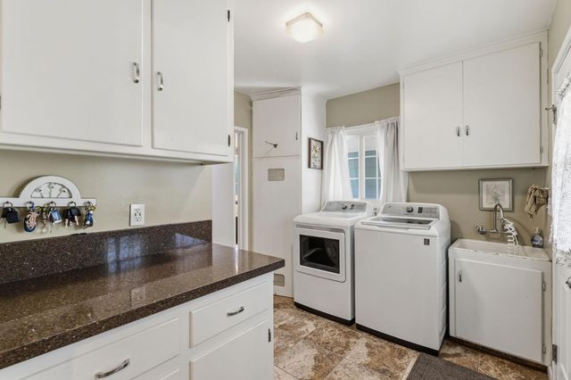 1423 20th Avenue, Kingsburg, CA 93631