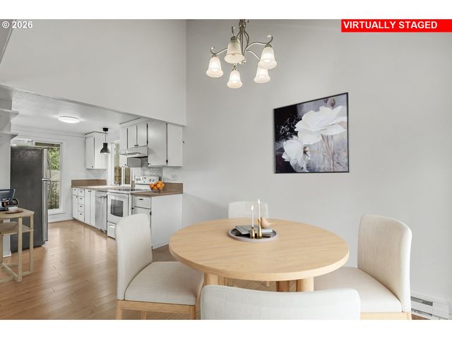 5545 Nw RIDGEMOOR Ct, Portland, OR 97229