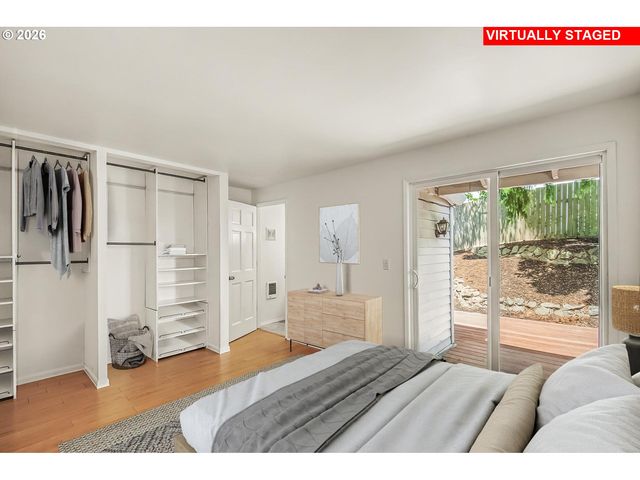 5545 Nw RIDGEMOOR Ct, Portland, OR 97229